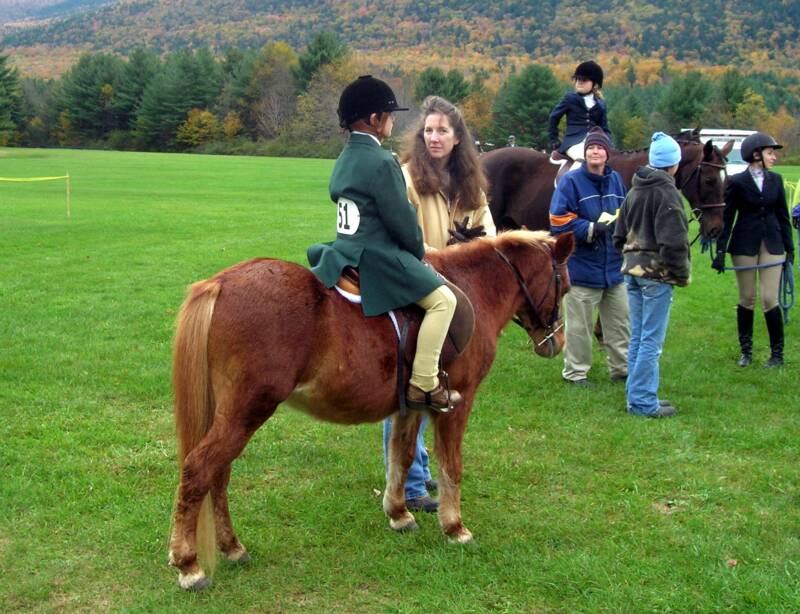 Cubby with Wheaties and her mom at their first horse show!