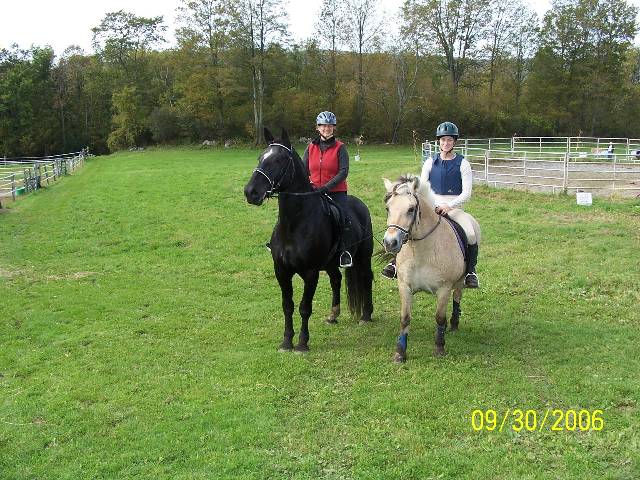 Shirley and Cole, Erin and Merryelle at the 2006 Hunter Pace in Shaftsbury